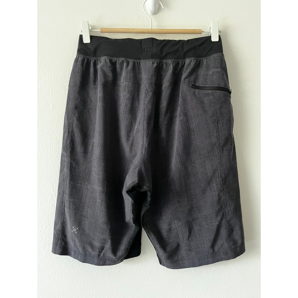 Lululemon T.H.E. Short 9" Linerless Grid Lines Deep Coal Black size small - Picture 7 of 13